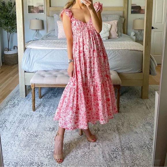 Abercrombie & Fitch Dresses & Skirts - Abercrombie & Fitch Floral Dress - Pink Tiered Size Small Tall